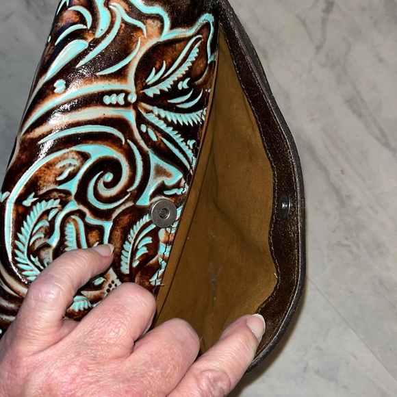 Patricia Nash New without tags  Crossbody bag  tooled Leather  bronze brown mint - Picture 10 of 17